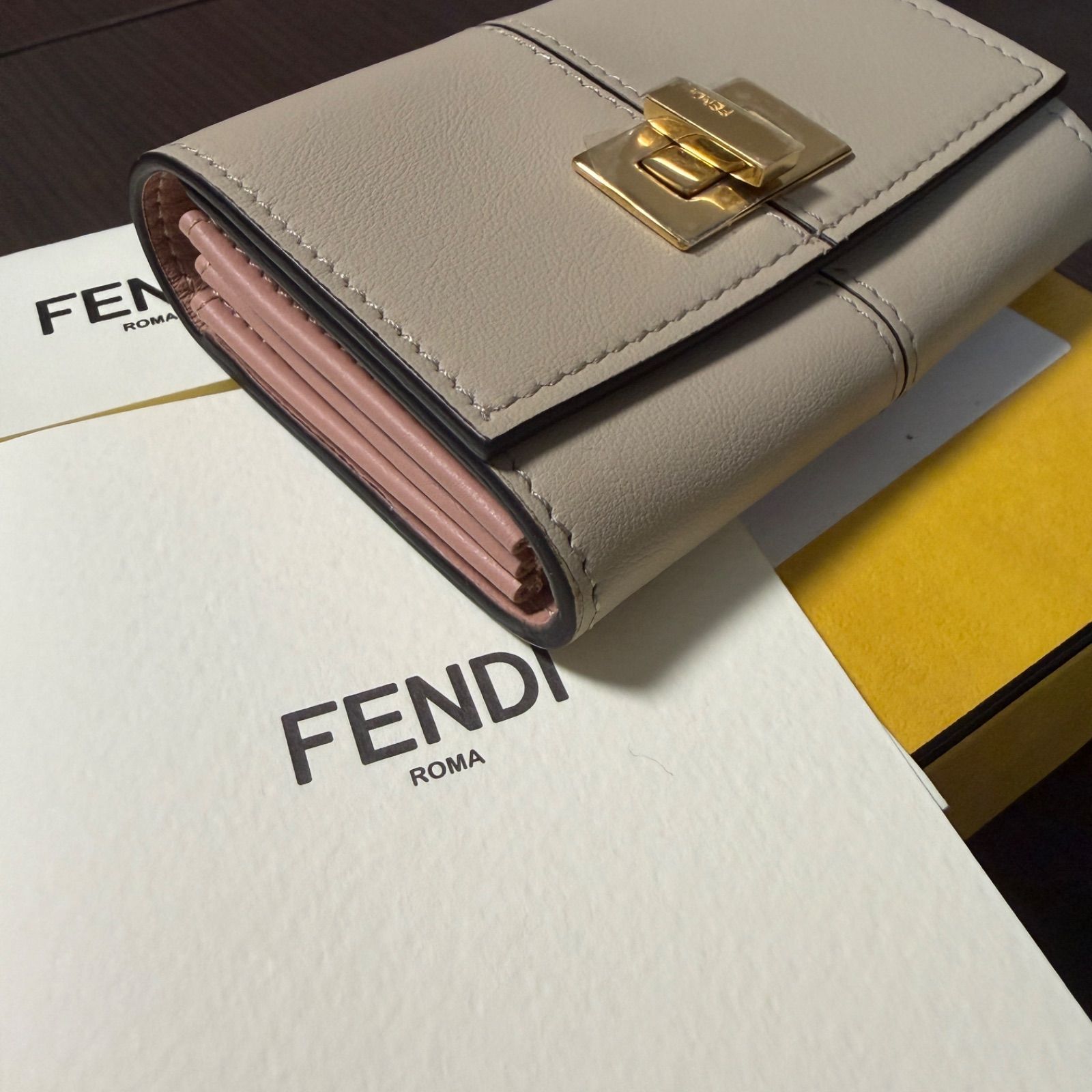 FENDI 名刺入れ 新品未使用 新品未使用】ピーカプー FENDI カードケース 名刺入れ - メルカリ