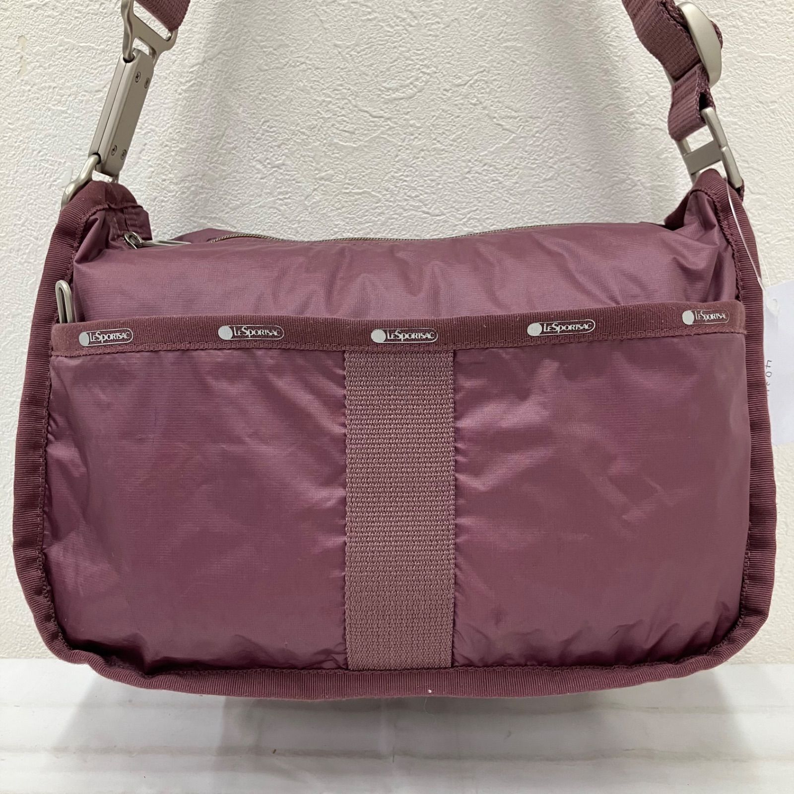4034 LeSportsac レスポートサック ショルダーバッグ 斜めがけ 紐調節 