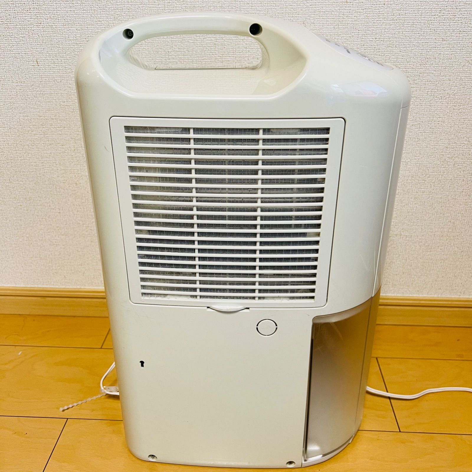 コロナ 衣類乾燥除湿器 CD-P6316 - メルカリ