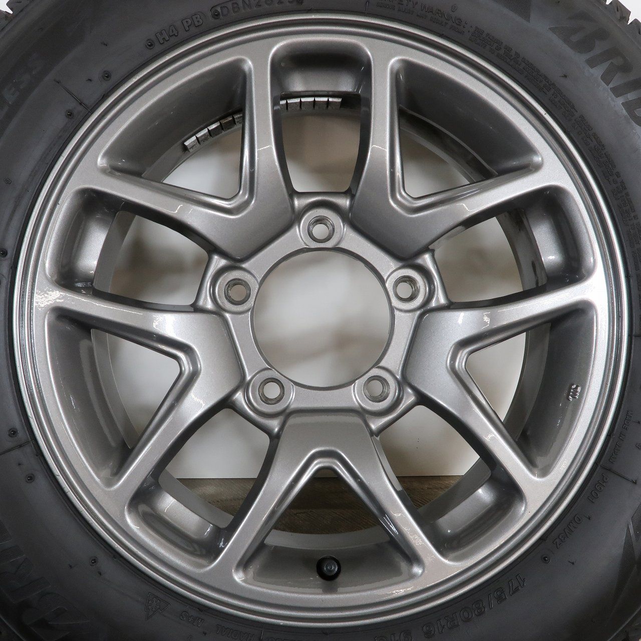 4本 スズキ ジムニー JB64W 純正 16インチ ホイール 5.5J +22 5H