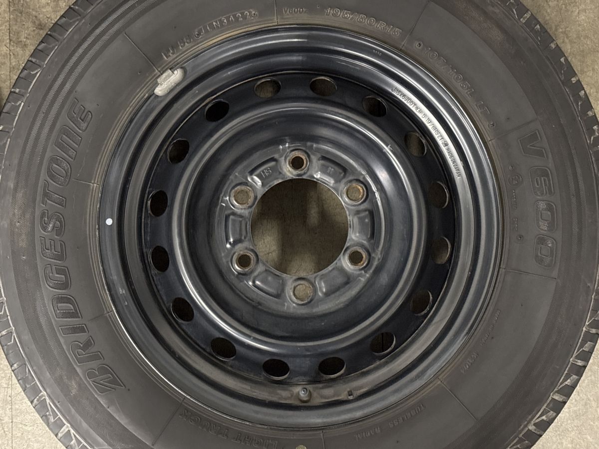 良好品】トヨタ 200 ハイエース 純正 15in 6J +35 PCD139.7
