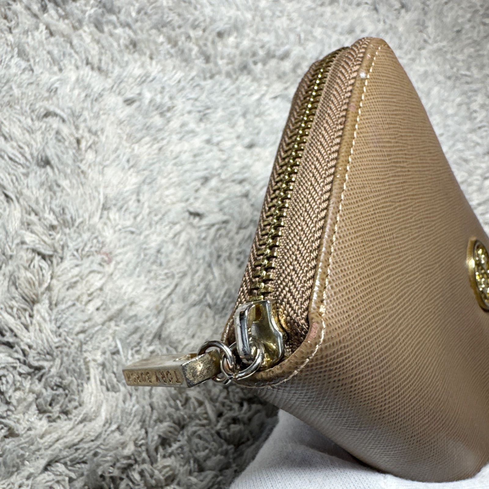 TORY BURCH トリーバーチ 長財布 ラウンドファスナー レザー ゴールド