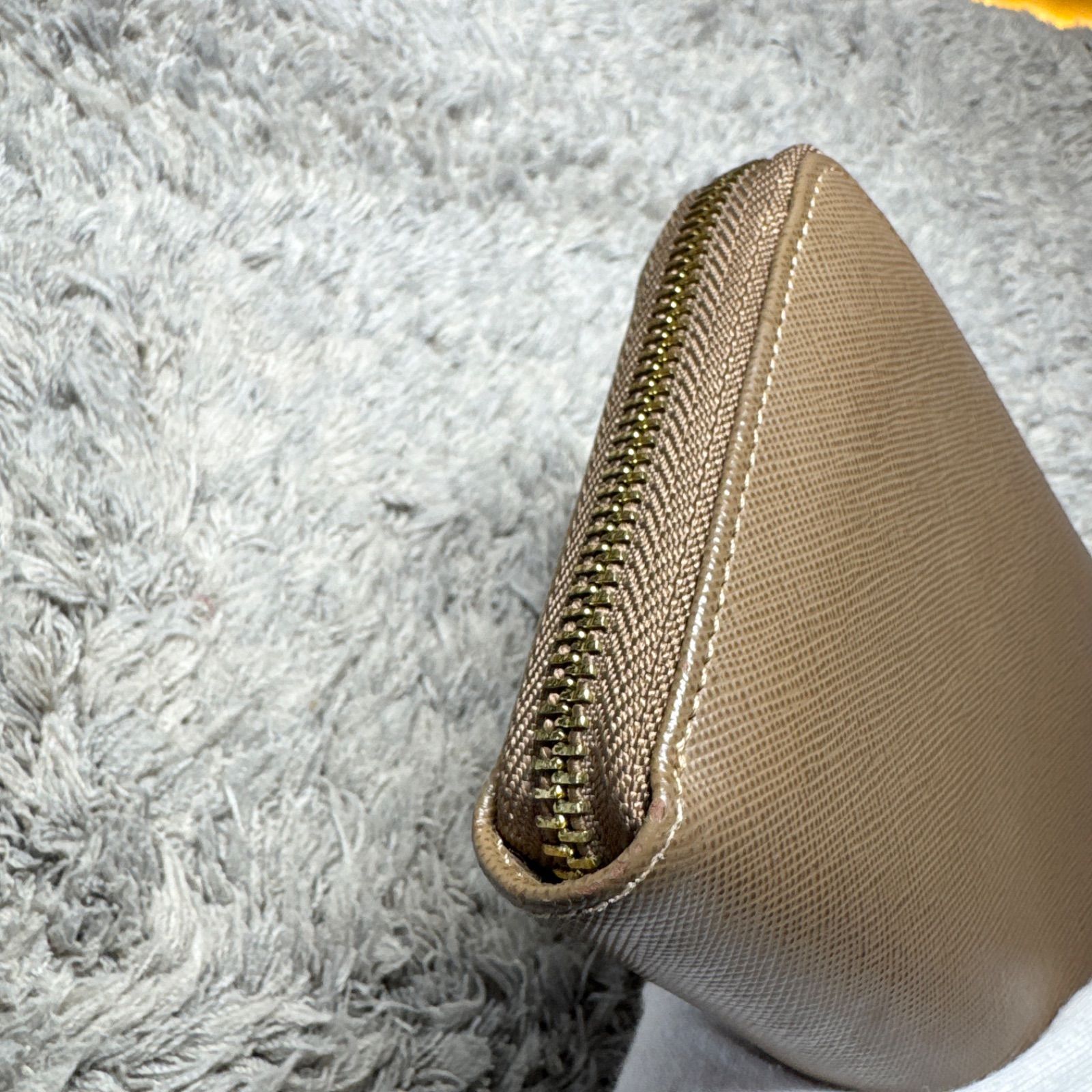 TORY BURCH トリーバーチ 長財布 ラウンドファスナー レザー ゴールド 