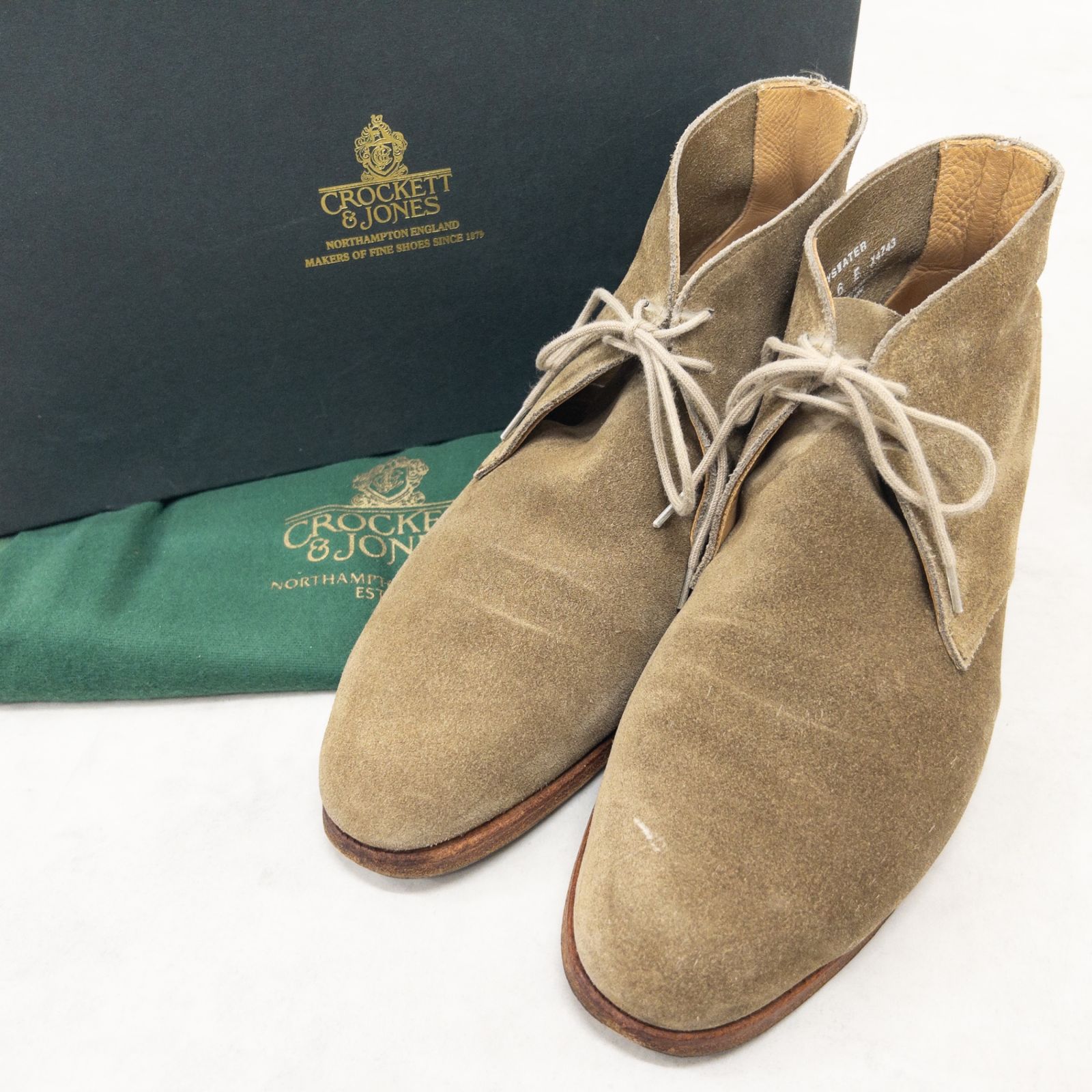 CROCKETT&JONES クロケットアンドジョーンズ BAYSWATER ベイズウォーター チャッカブーツ デザートブーツ スウェードレザー ライトブラウン イングランド製 メンズ 6E b00904 CROCKETT&JONES クロケットアンドジョーンズ BAYSWATER ベイズ