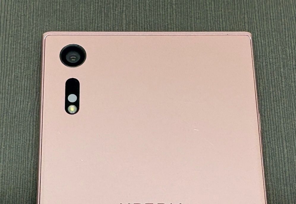 XPERIA XZ SOV34 ピンク 32GB au -HO688- - メルカリ