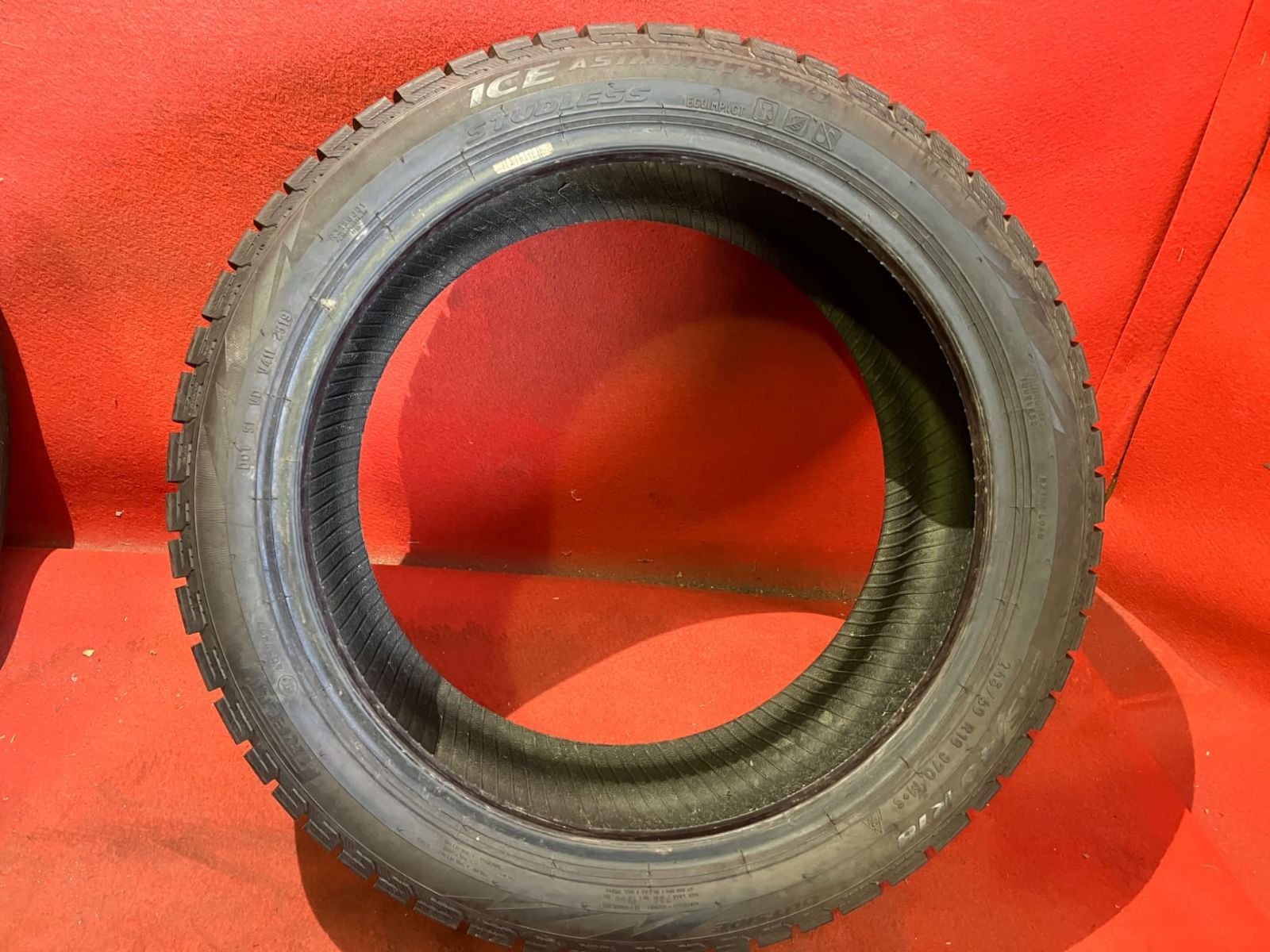 中古スタッドレスタイヤ【245/40R18 PRELLI ICE ASIMMETRICO】 4本SET