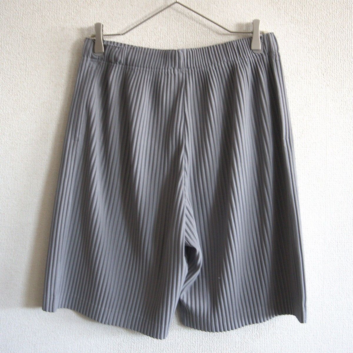 美品】 HOMME PLISSE ISSEY MIYAKE【プリーツ ショート パンツ】3
