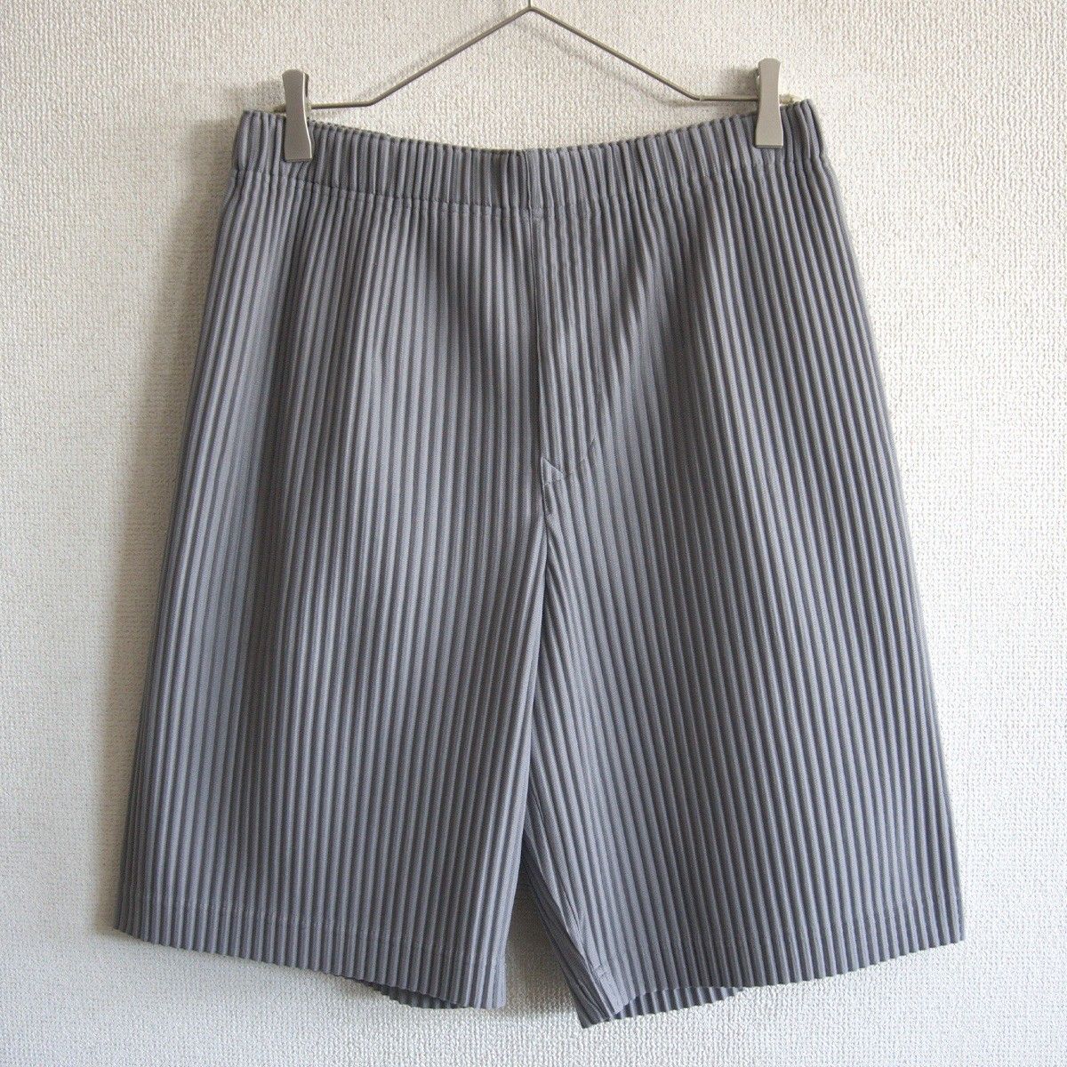 美品】 HOMME PLISSE ISSEY MIYAKE【プリーツ ショート パンツ】3