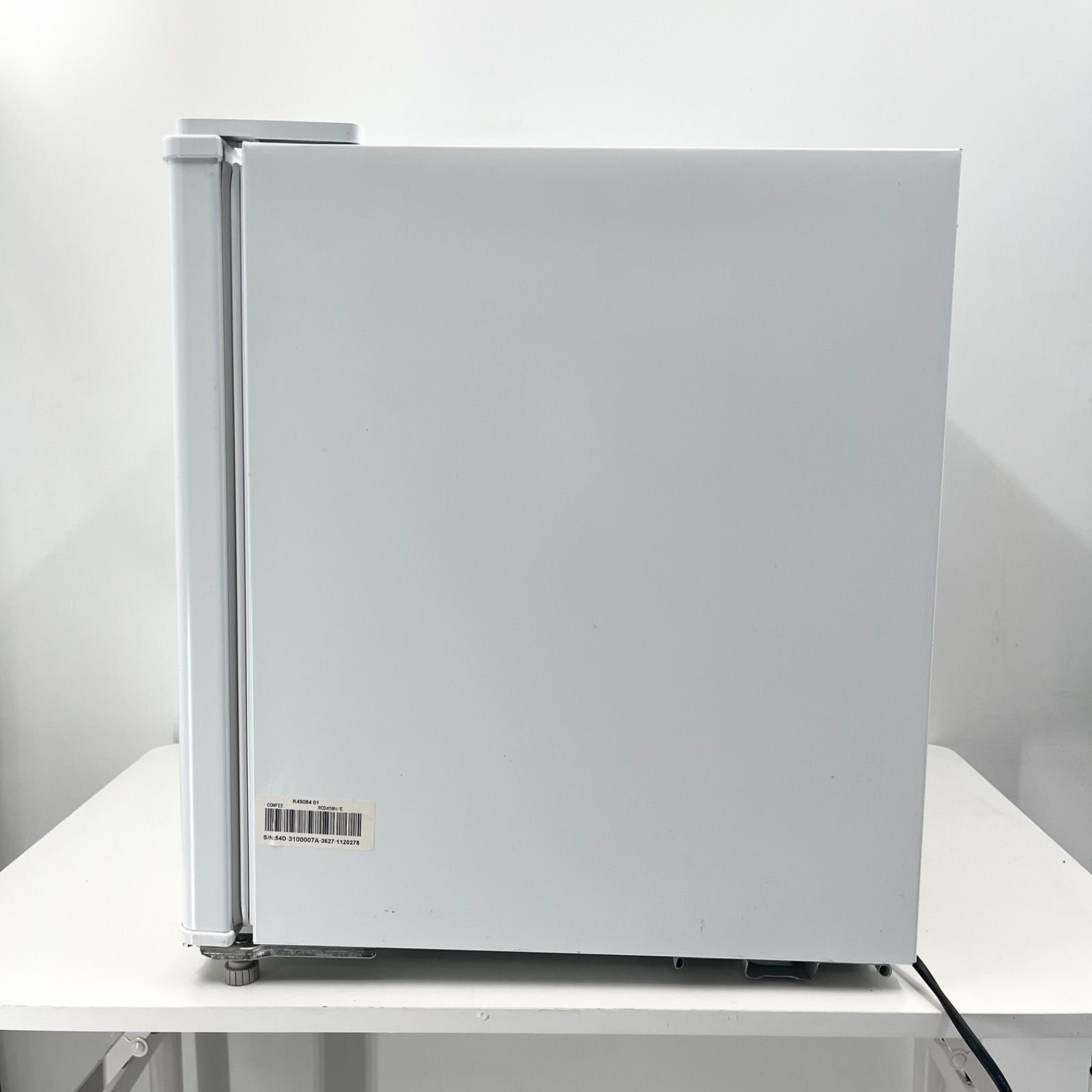 Comfee' 45L 1ドア冷蔵庫 RCD45WH/E 2023年製 小型冷蔵庫 動作品