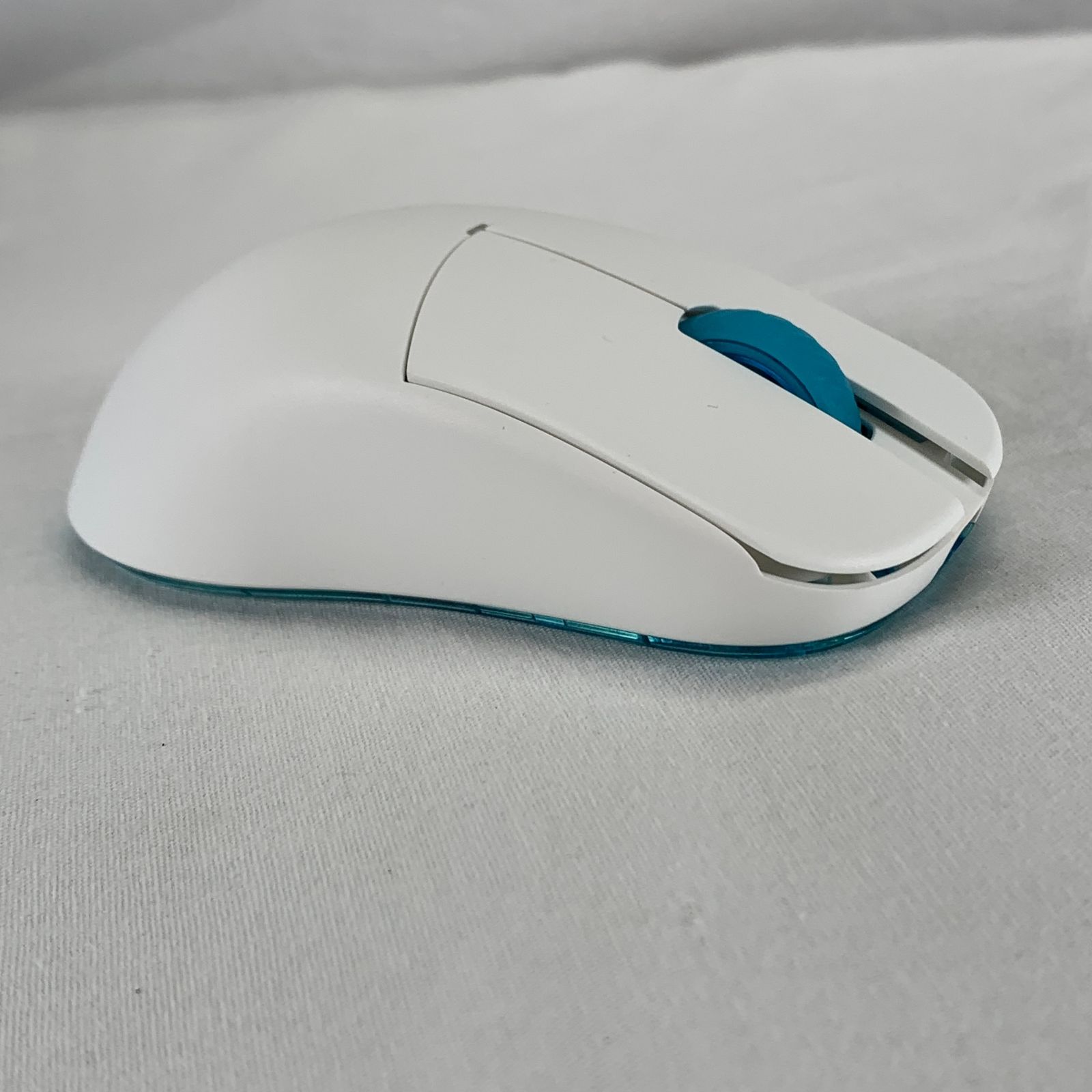 マウス中古 LAMZU Atlantis Mini ワイヤレスマウス 中古 - メルカリ
