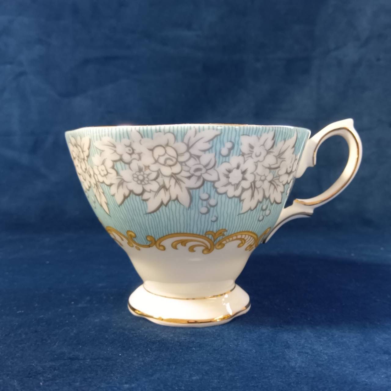 ロイヤルアルバート ロイヤルアルバート Royal Albert エンチャントメント 3客 カップ