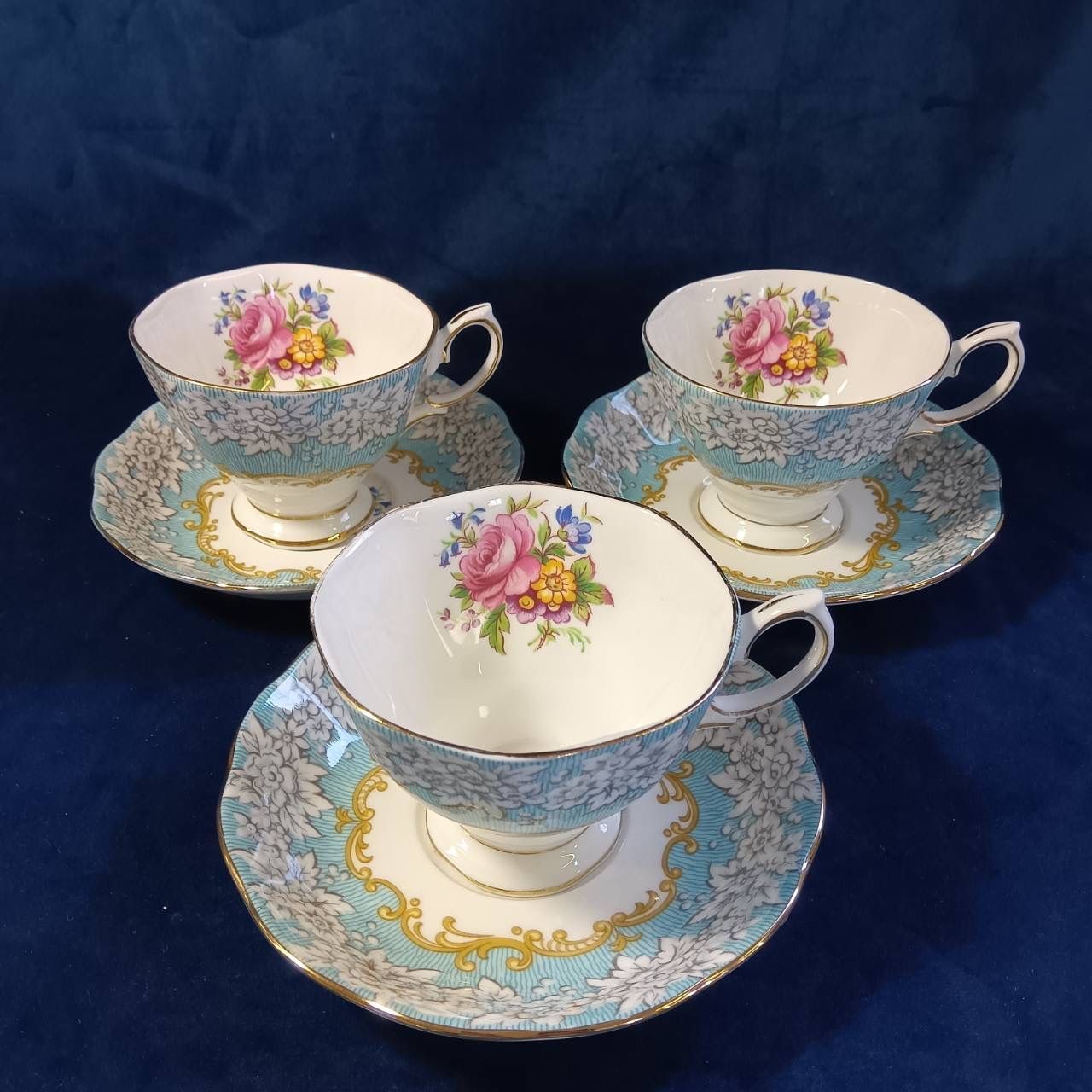 ロイヤルアルバート Royal Albert エンチャントメント 3客 カップ