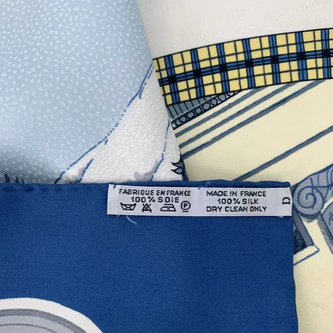 美品 HERMES エルメス カレ90 郵便馬車 LHIVER EN POSTE スカーフ