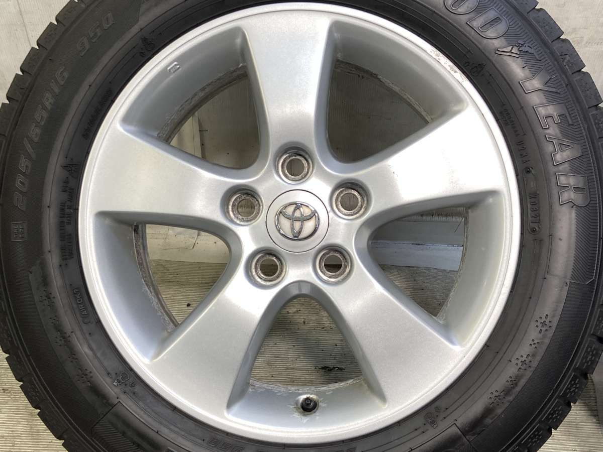205/65R16 グッドイヤー アイスナビ 7 トヨタ純正 16x6.5 50 114.3-5穴