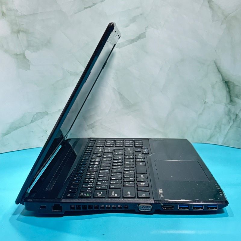 Win11 Office搭載 LIFEBOOK メモリ8GB SSD256GB SSD256GB＆メモリ8GB LIFEBOOK Core i7 Win11 Office付 - メルカリ