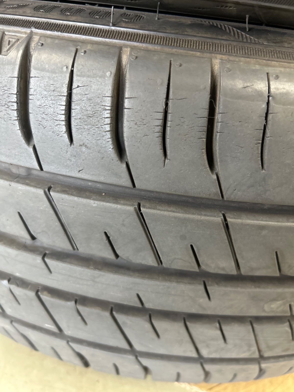 夏 ノーマル タイヤ 225/45R18 グッドイヤー 2021年製造 4本セット