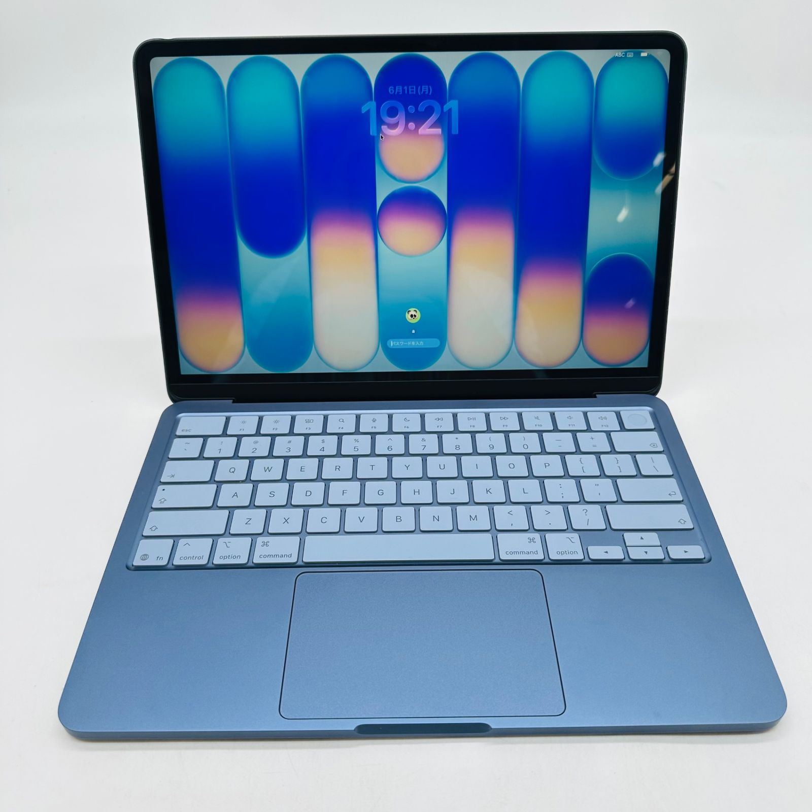 MacBook Neo 13