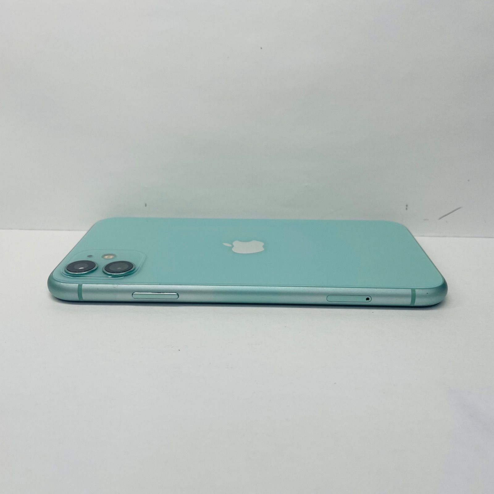 iPhone 11 128GB SIMフリーバッテリー100% 69890 - メルカリ