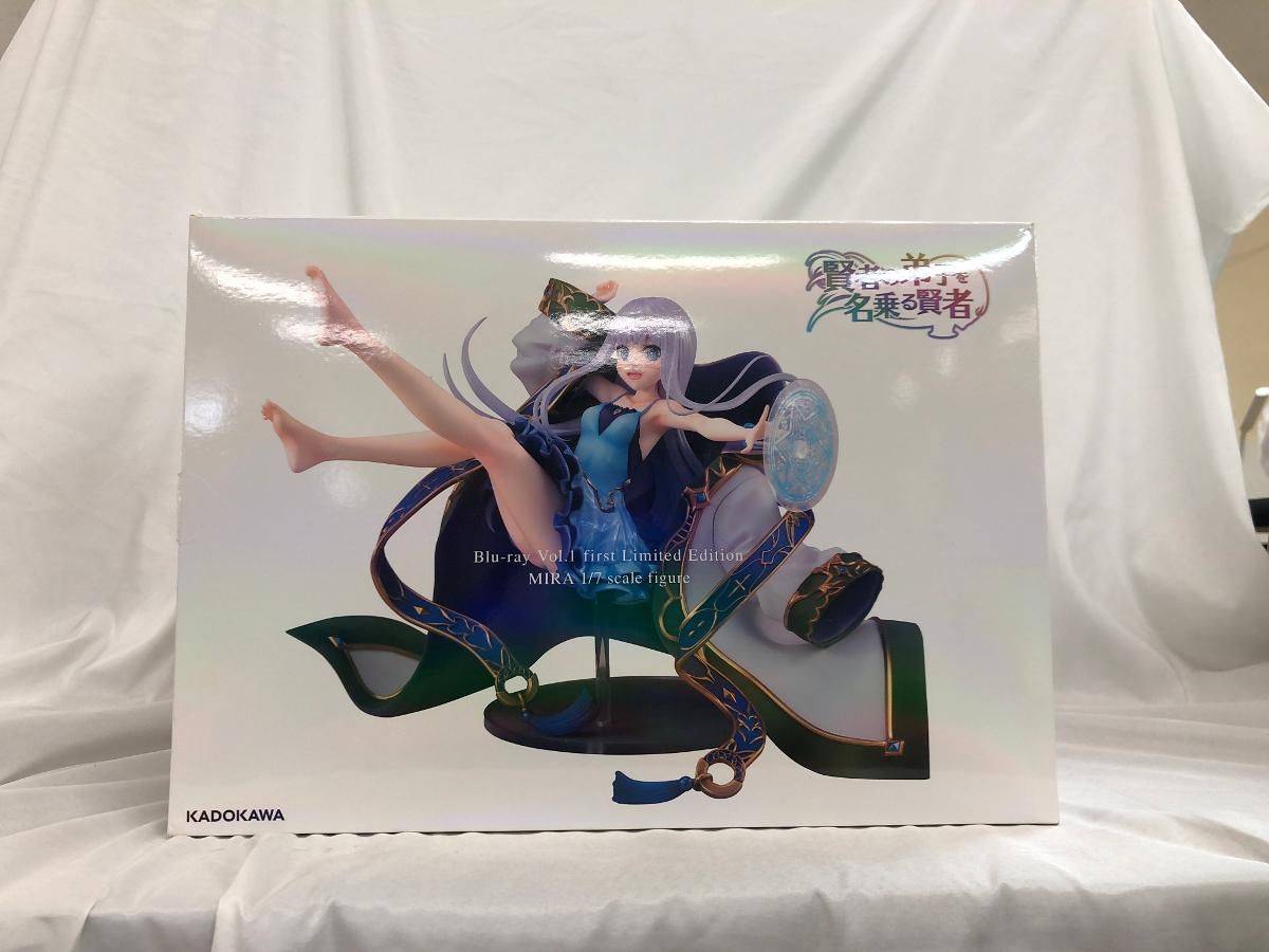 ミラ 賢者の弟子を名乗る賢者 第1巻 [フィギュア付き完全数量限定版] 1