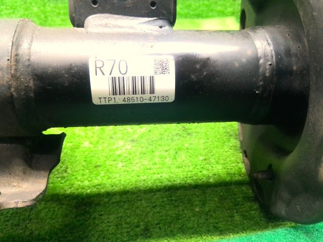 中古】プリウス DAA-ZVW30 右フロントストラット 48510-80573 自社品番 