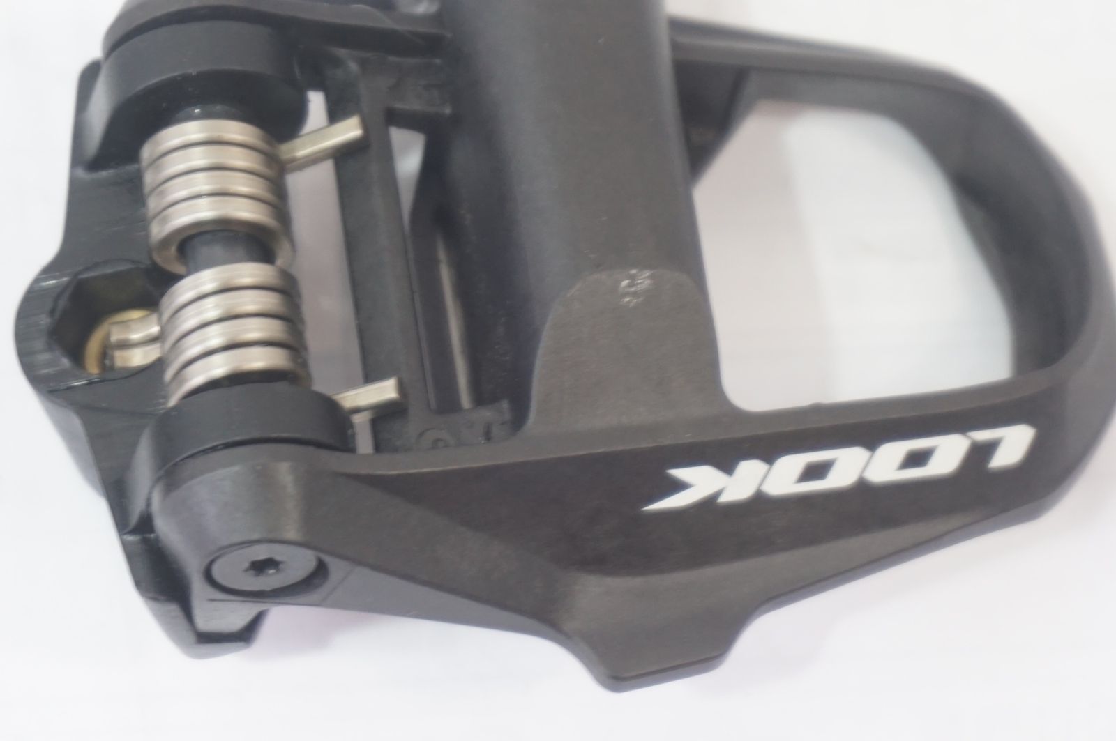 LOOK 「ルック」 KEO 2 MAX CARBON ペダル / バイチャリ世田谷店