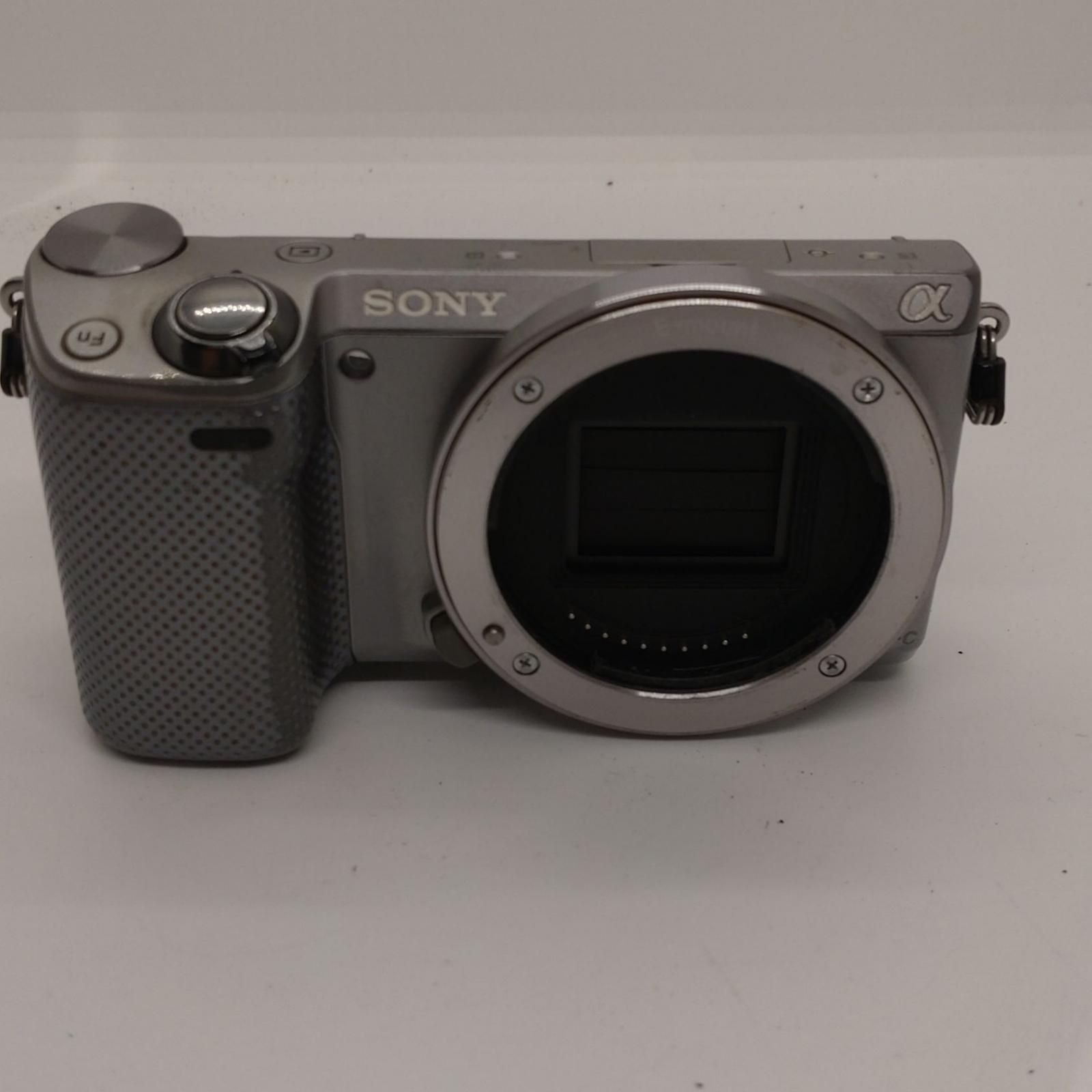 【動作確認済✅️】SONY Nex-5【保証付】 全額返金保証】【最速発送】Sony デジタル一眼 α NEX-5T シルバー 動作
