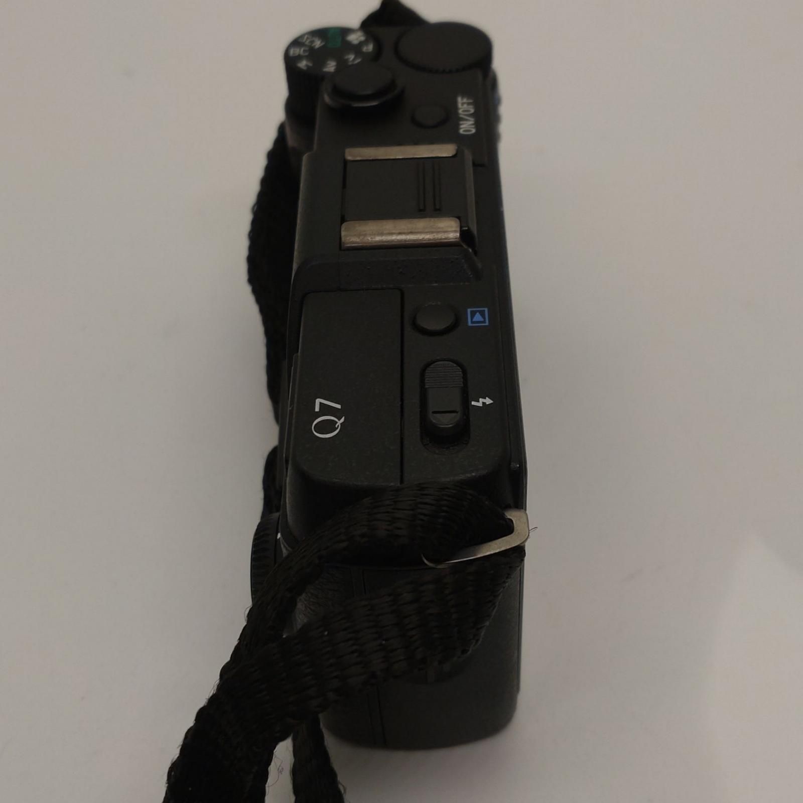 全額返金保証】【最速発送】PENTAX デジタル一眼 PENTAX Q7 ズーム