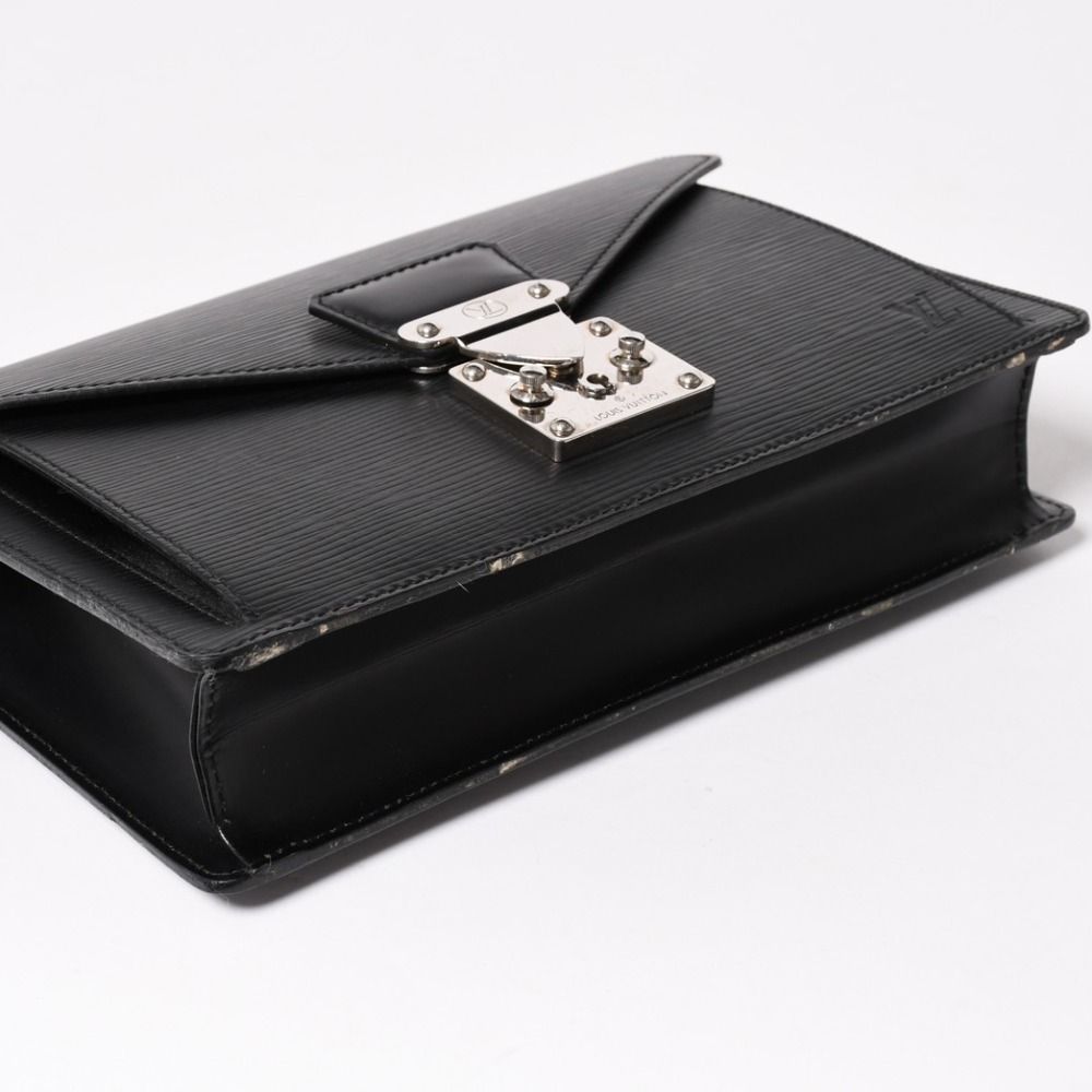 極美品 LOUIS VUITTON ルイヴィトン エピバッグ ブラック エピレザー
