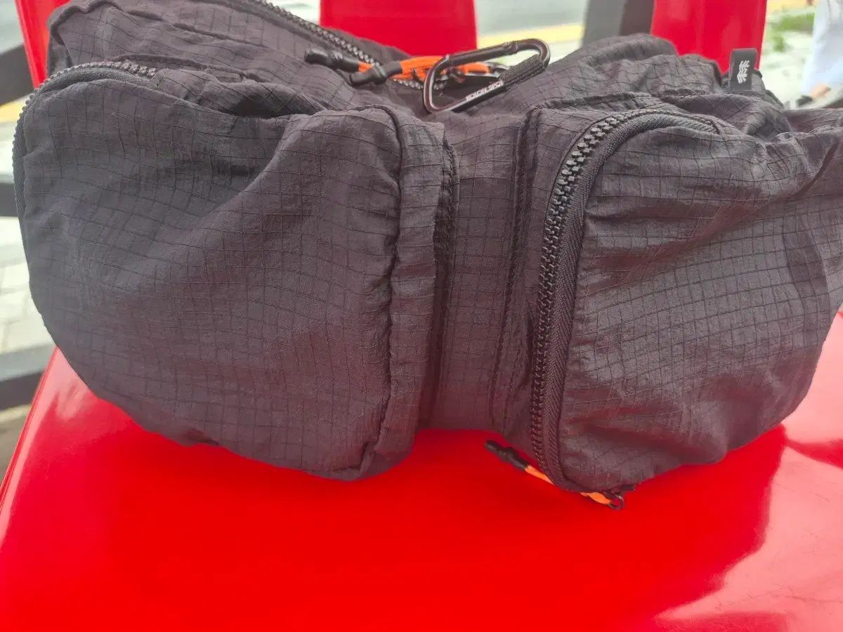 KOLON SPORT コーロンスポーツ メッセンジャー ブラック 最上品