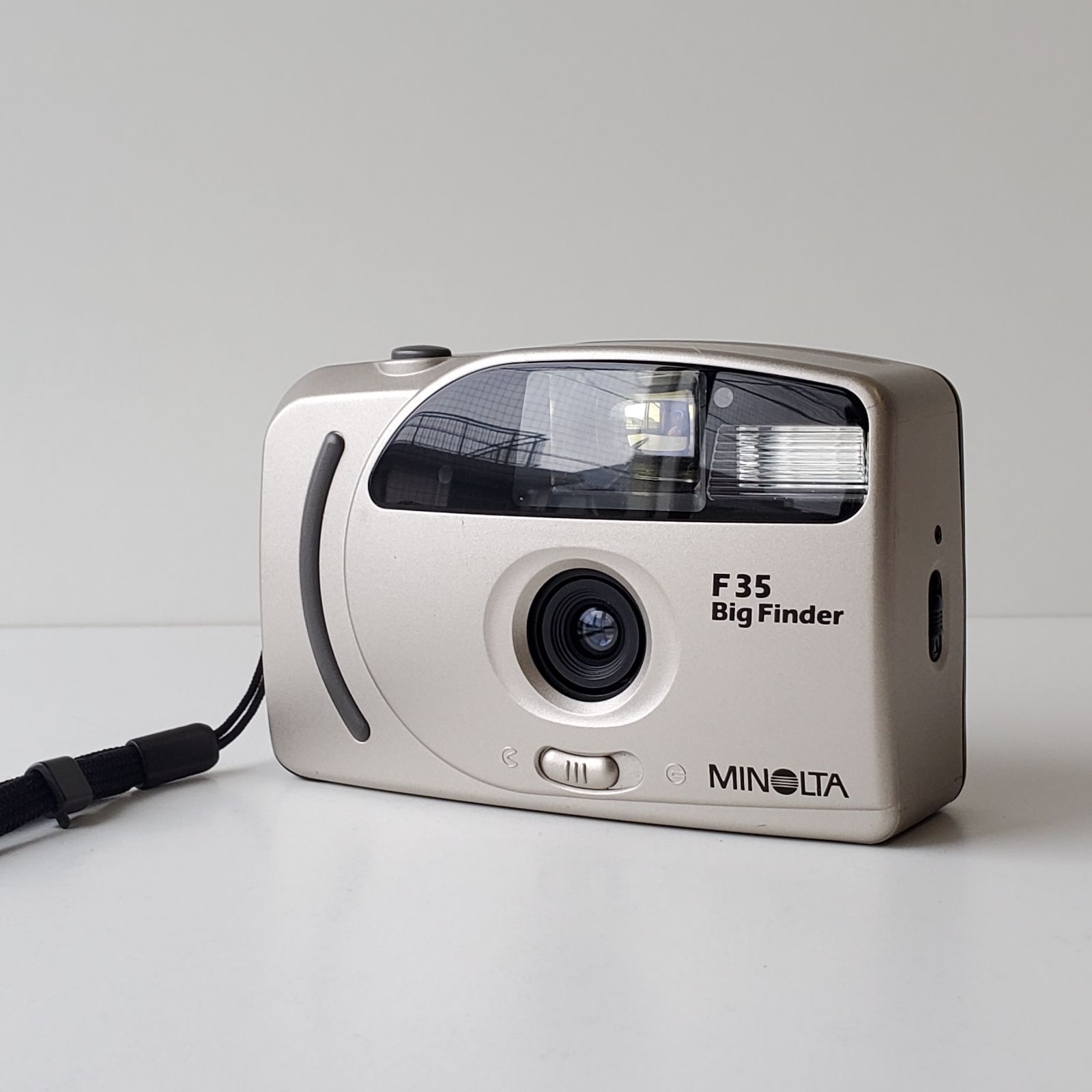 美品 通電・基本動作確認 ミノルタ MINOLTA F35 Big Finder ビッグ