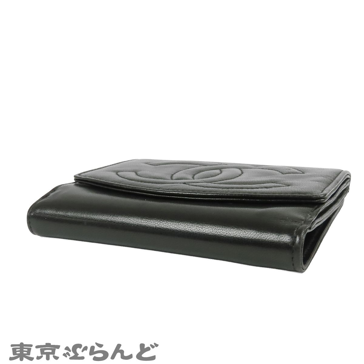 シャネル CHANEL 二つ折り財布 ブラック 黒 ゴールド金具 ラムスキン