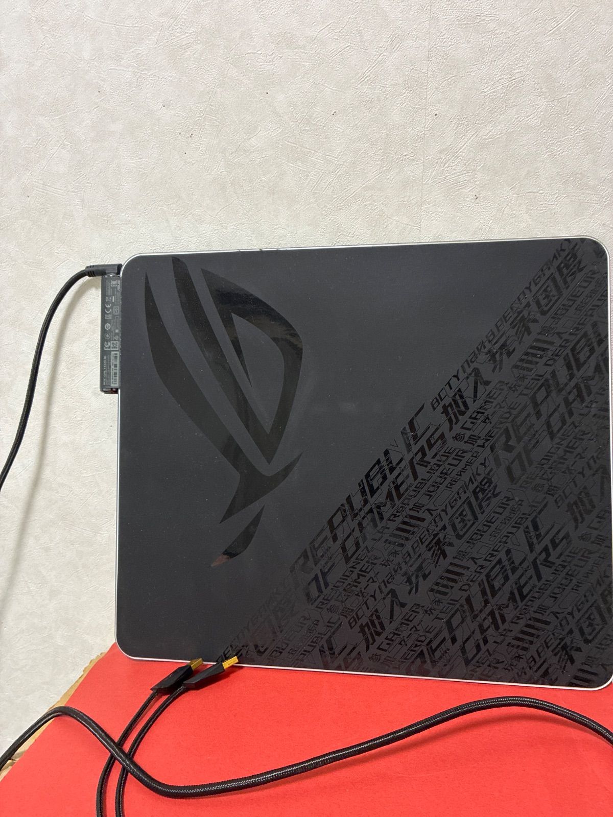 エイスース　ASUS　ROG　Balteus　Qi