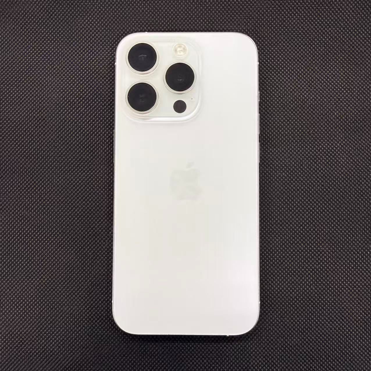 iPhone 15 Pro 1TB 訳あり画面割れ - メルカリ