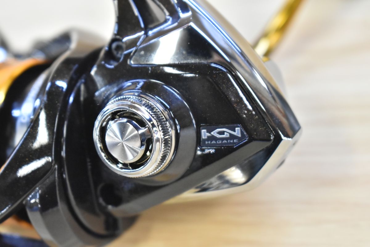 シマノ 18 ソアレ BB C2000SSPG スピニングリール SHIMANO SOARE