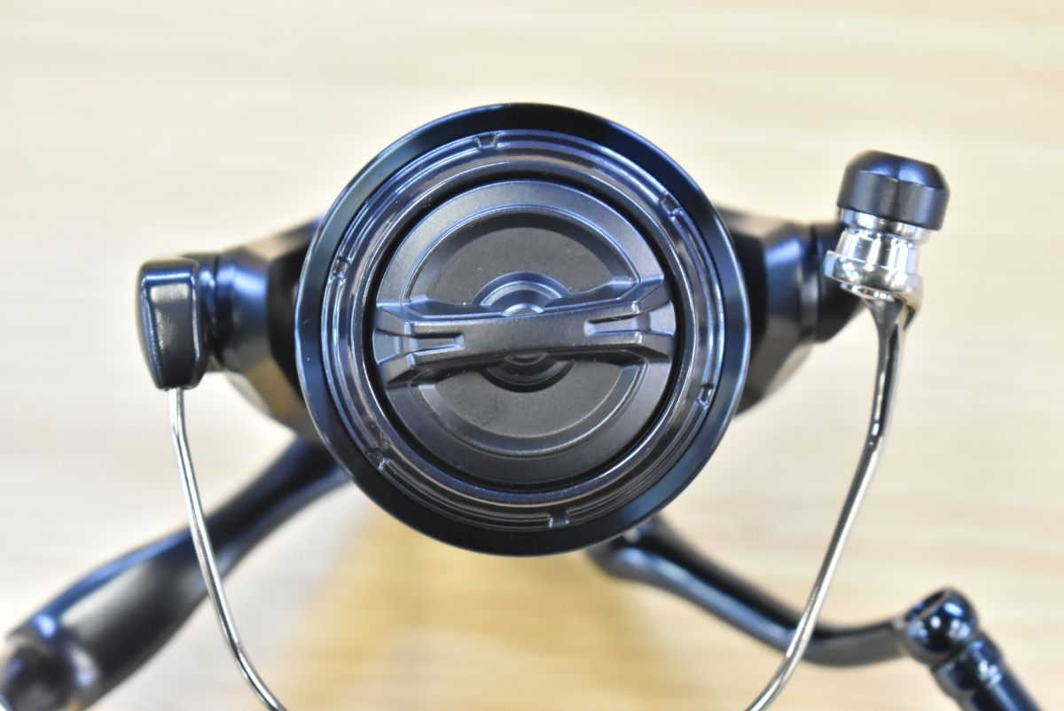 シマノ 20 ストラディック SW 6000HG スピニングリール SHIMANO