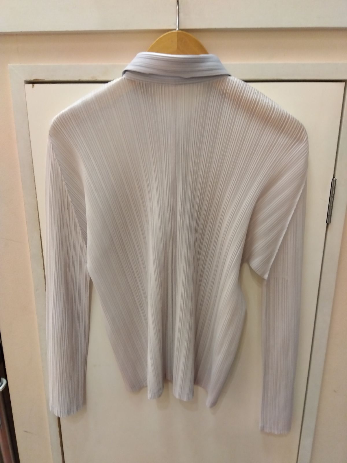 M17 プリーツプリーズ PLEATS PLEASE ライトグレー 長袖トップス
