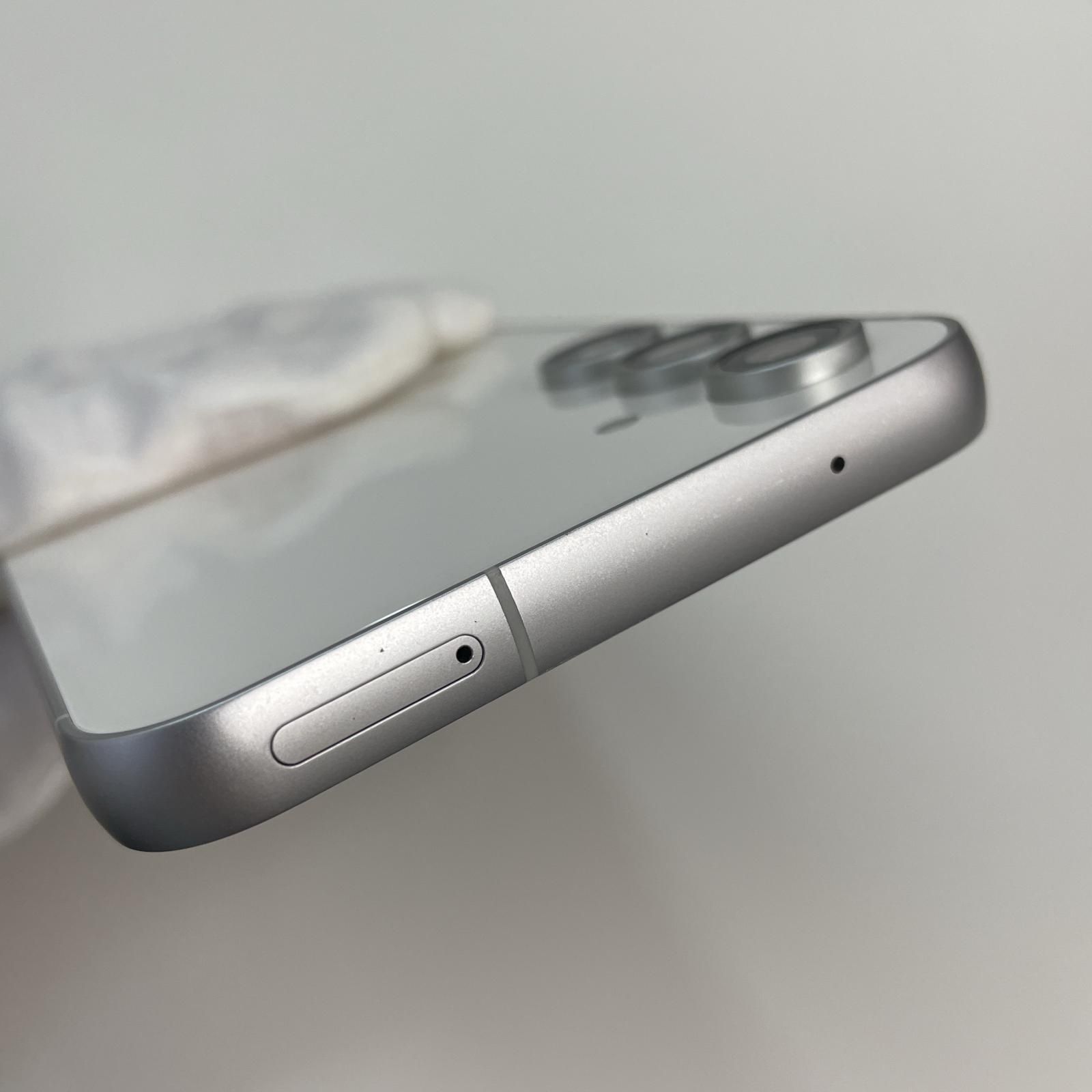 au Galaxy S23 FE SCG24 クリーム - メルカリ