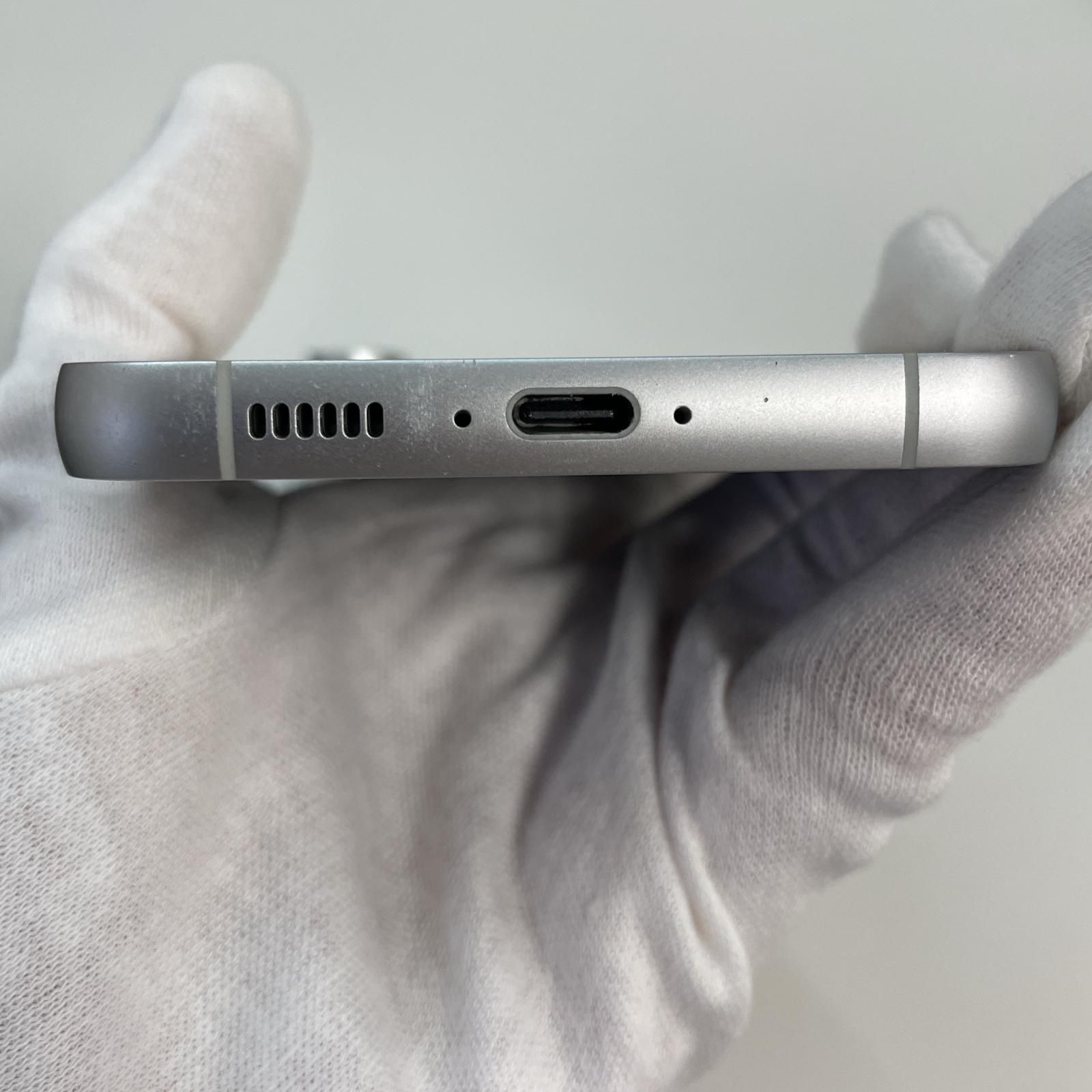 au Galaxy S23 FE SCG24 クリーム - メルカリ