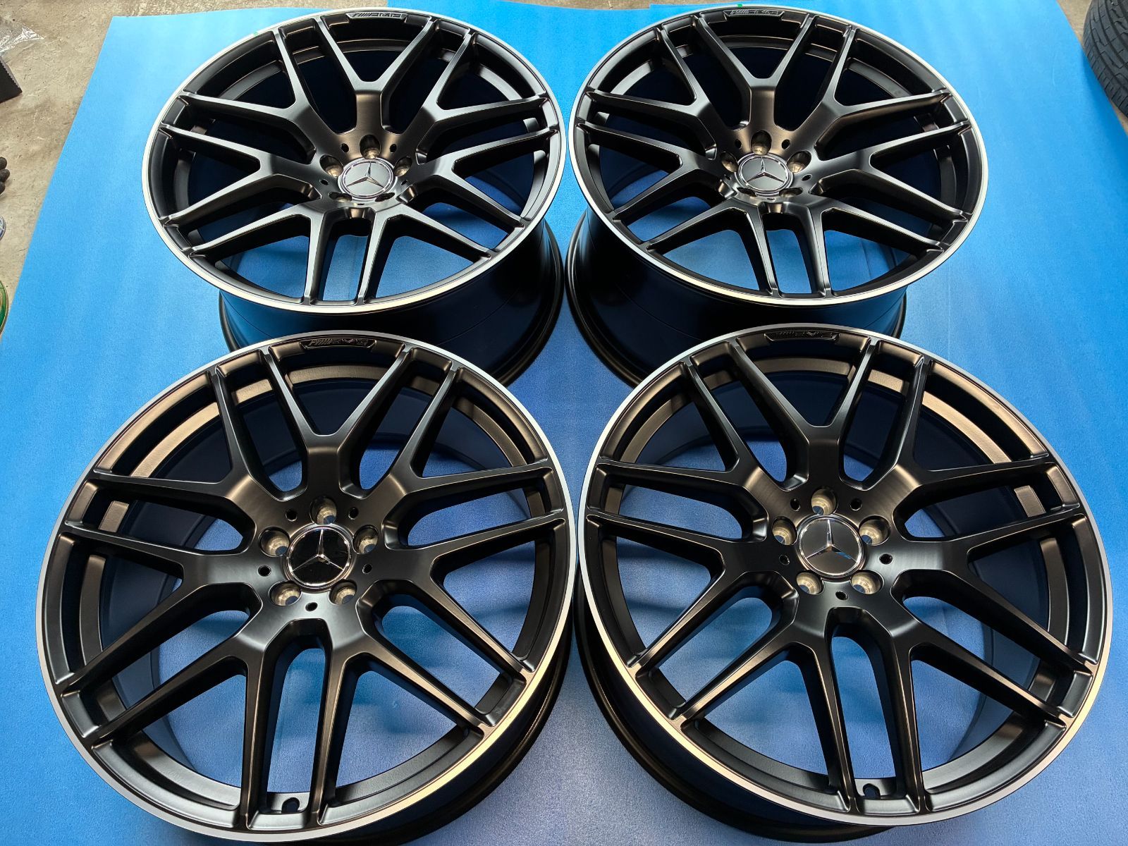 未使用　正規品・本物アルミ４本セット　Mercedes Benz 　AMG C292 GLE63 クーペ 純正 22in 10J +56 11.5J +42 PCD112 ベンツ X167 GL GLS63 A2924012400 A2924012500