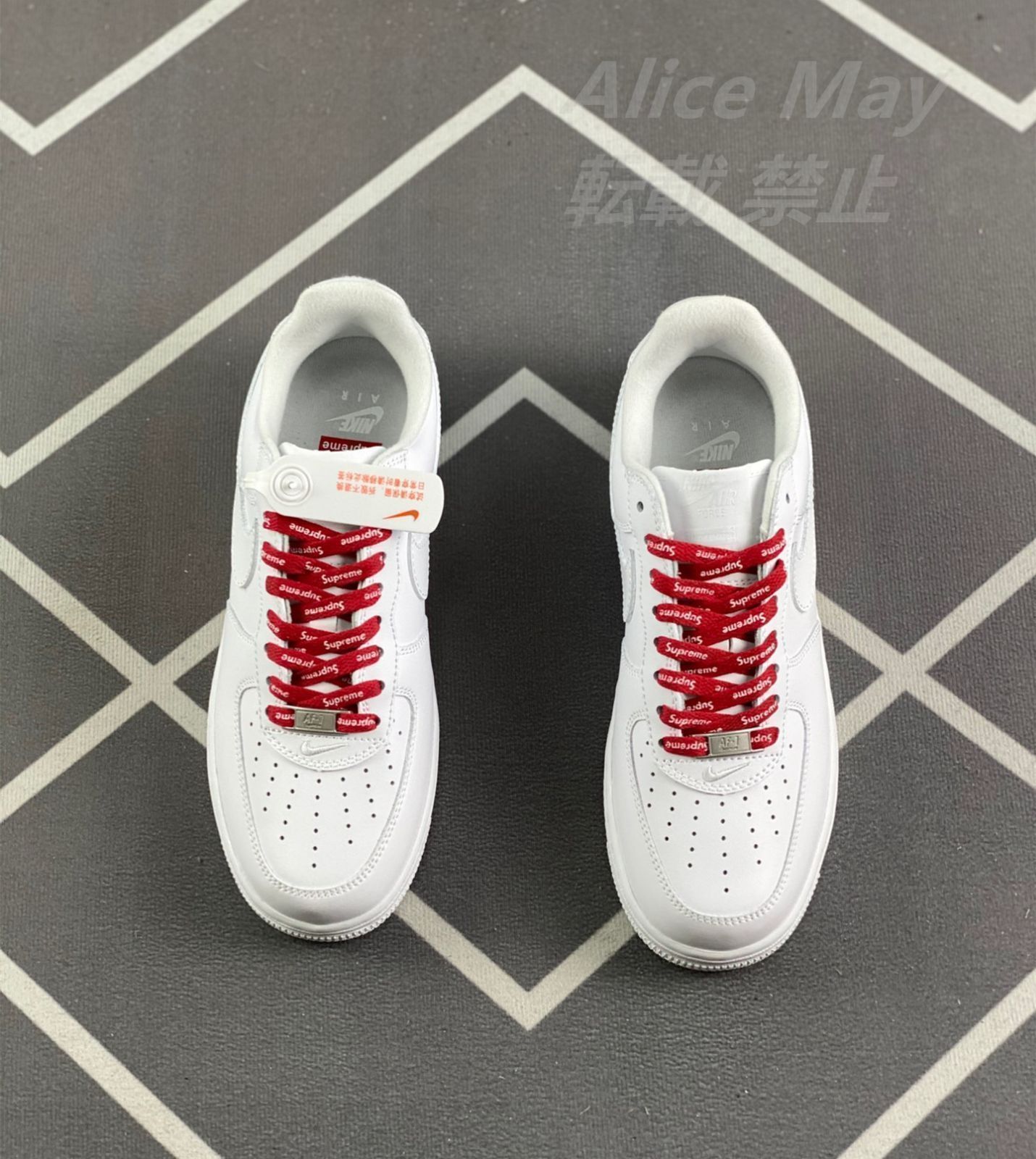 supreme x nike air force 1 low ナイキ カジュアルスニーカーホワイト