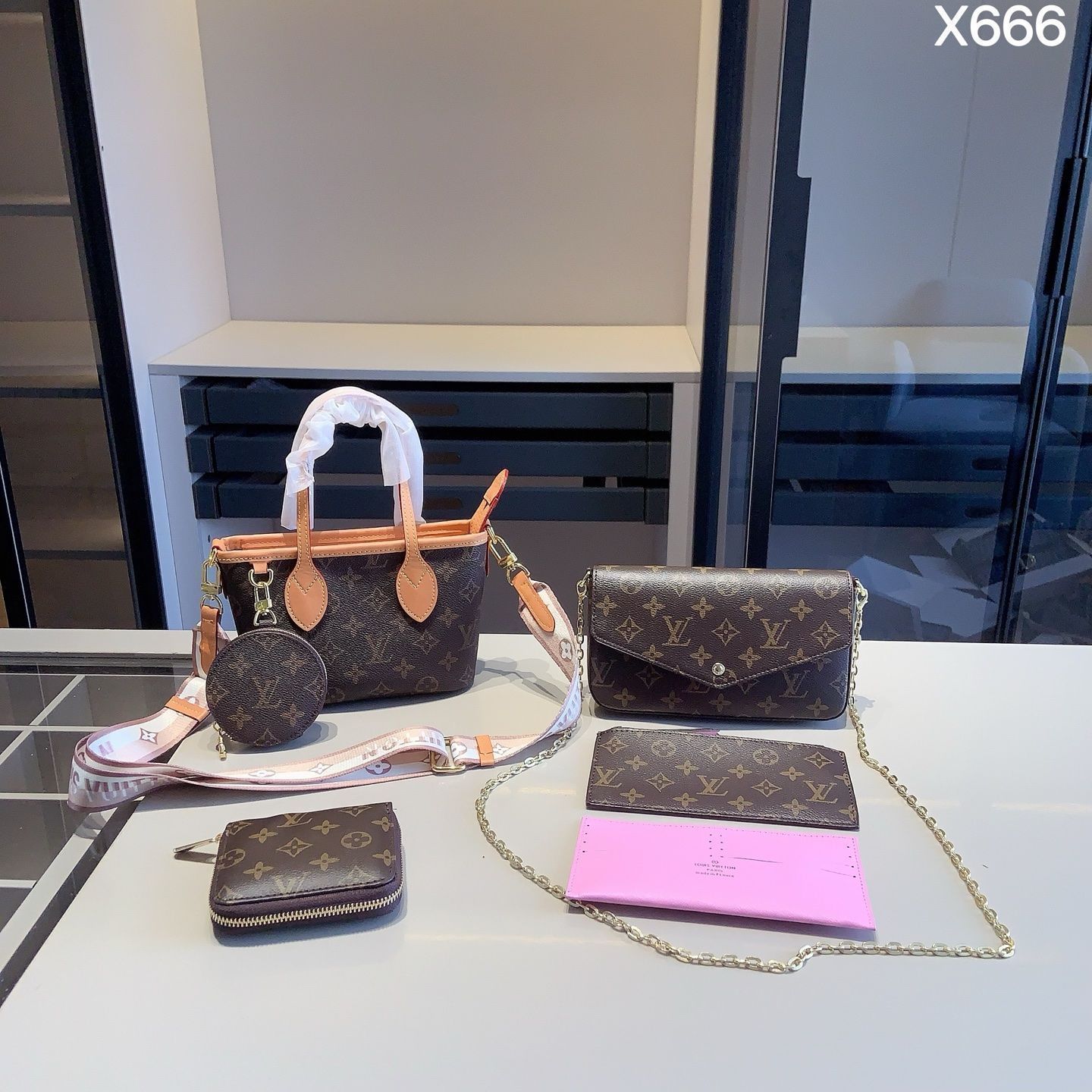 本日特価] 全新シリーズセット X666 - LV ショッピングバッグBB + LV 