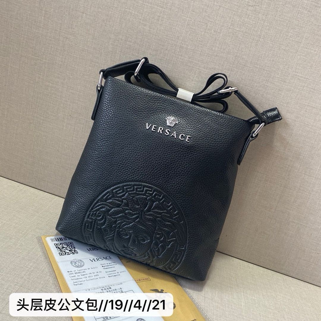 本日特価] ヴェルサーチ Versace 高級レザー ベルト＆バッグ スーパー