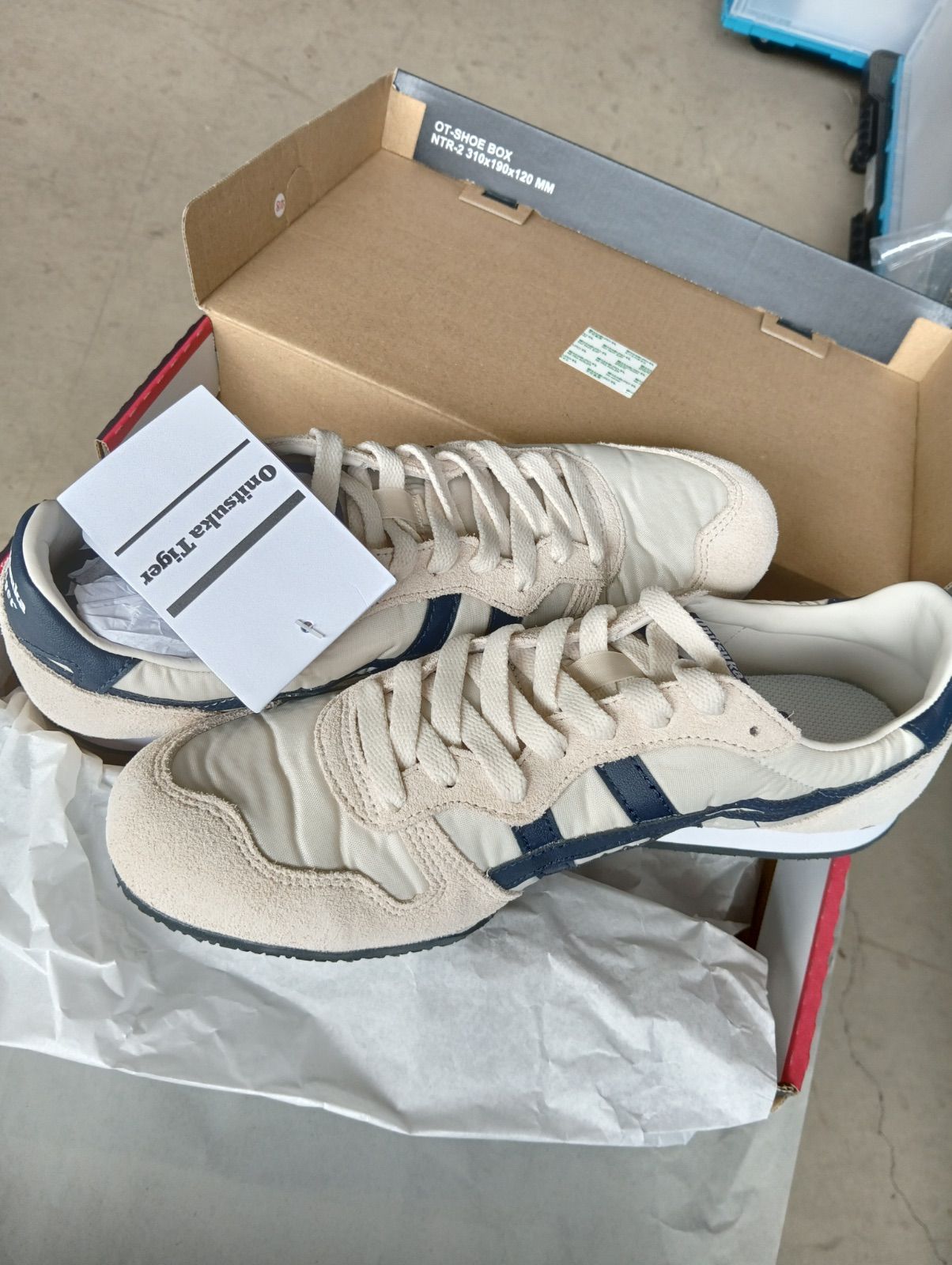 Onitsuka Tiger SERRANO 25.5cm ベージュ/ネイビー - メルカリ