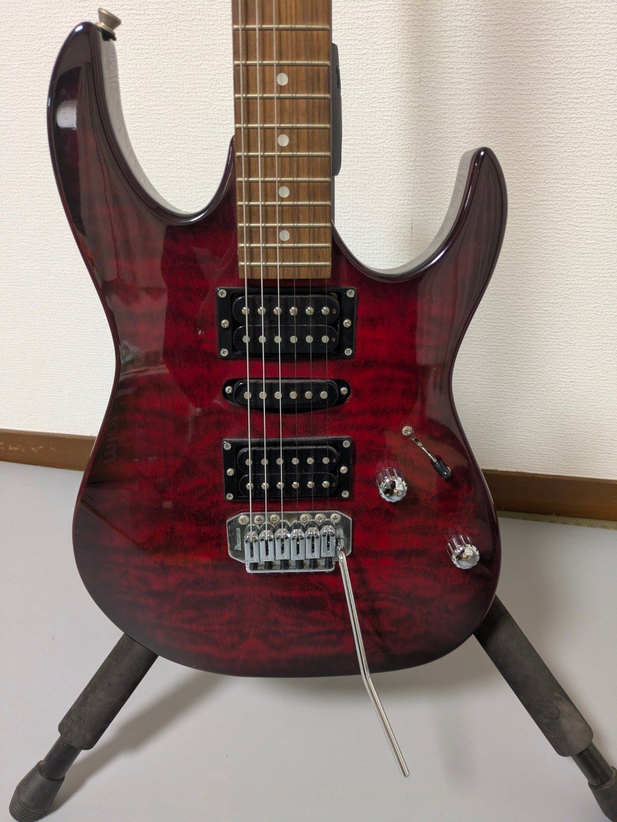 Ibanez GIO エレキギター（HSH） トレモロアーム付 音出し確認済】GIO Ibanez アイバニーズ エレキギター HSHレイアウト