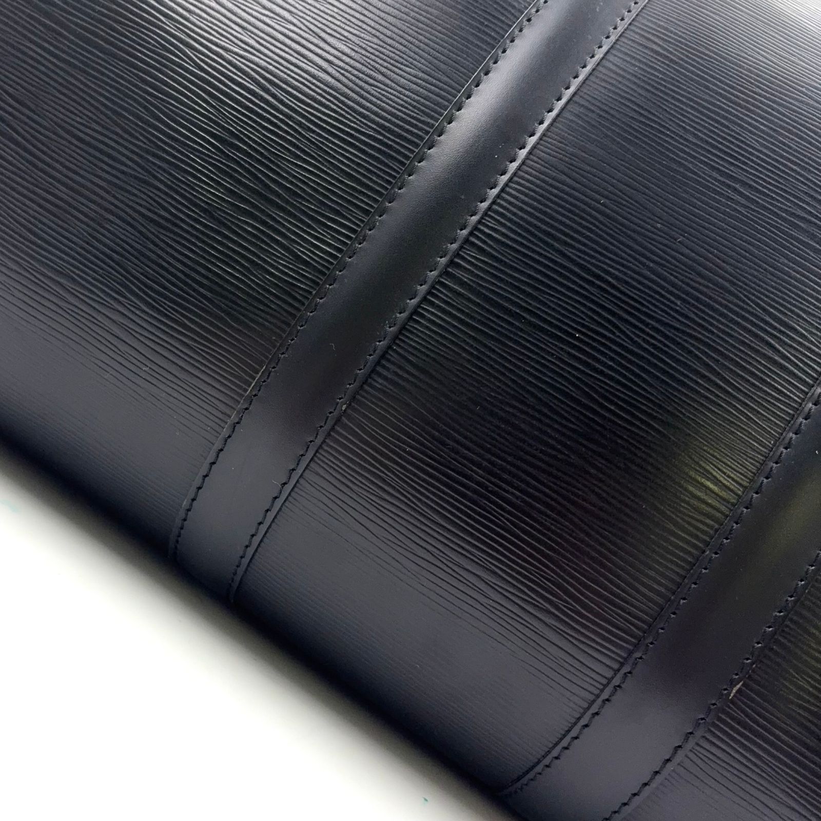 LOUIS VUITTON エピ キーポル45 ノワール ブラック M42972