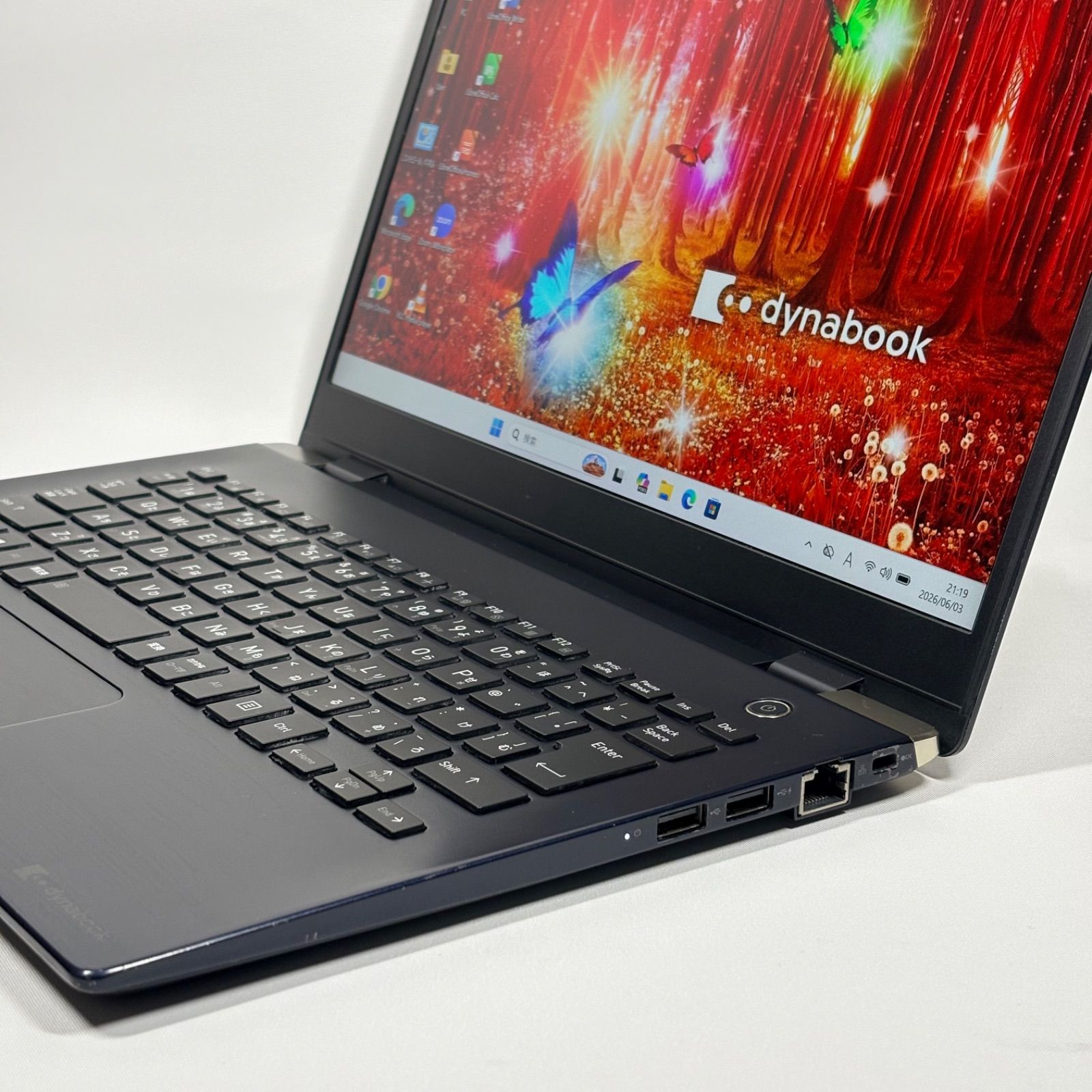 [Win11正式対応]dynabook 第8世代i5/8GB/SSD256GB 第8世代i5 Dynabook G83/DP SSD256GB Win11 - メルカリ