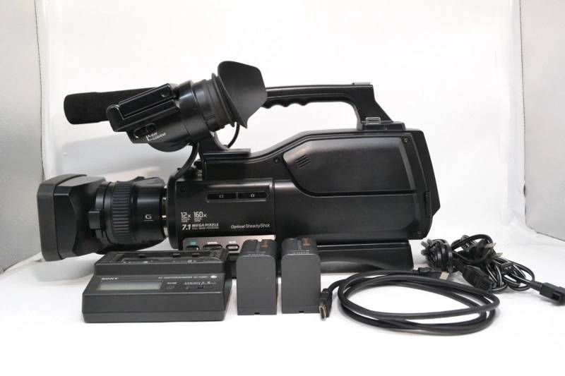 □【美品】 ソニー SONY HXR-MC2000J HDビデオカメラ 業務用