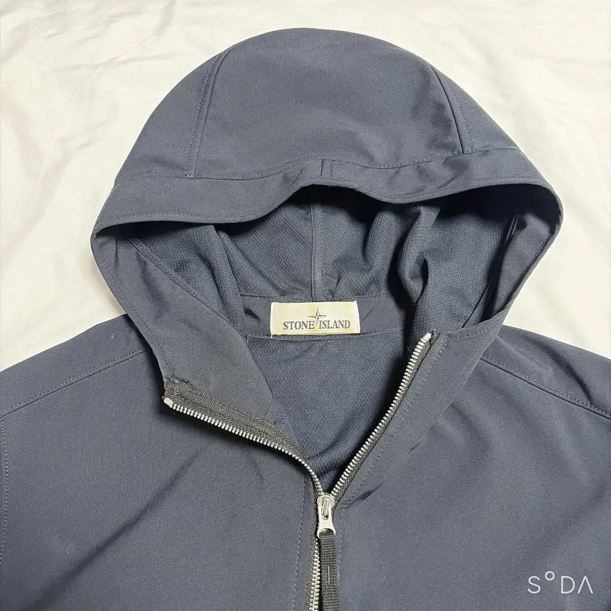 STONE ISLAND ストーンアイランド ライト ソフトシェル フード ジップ 