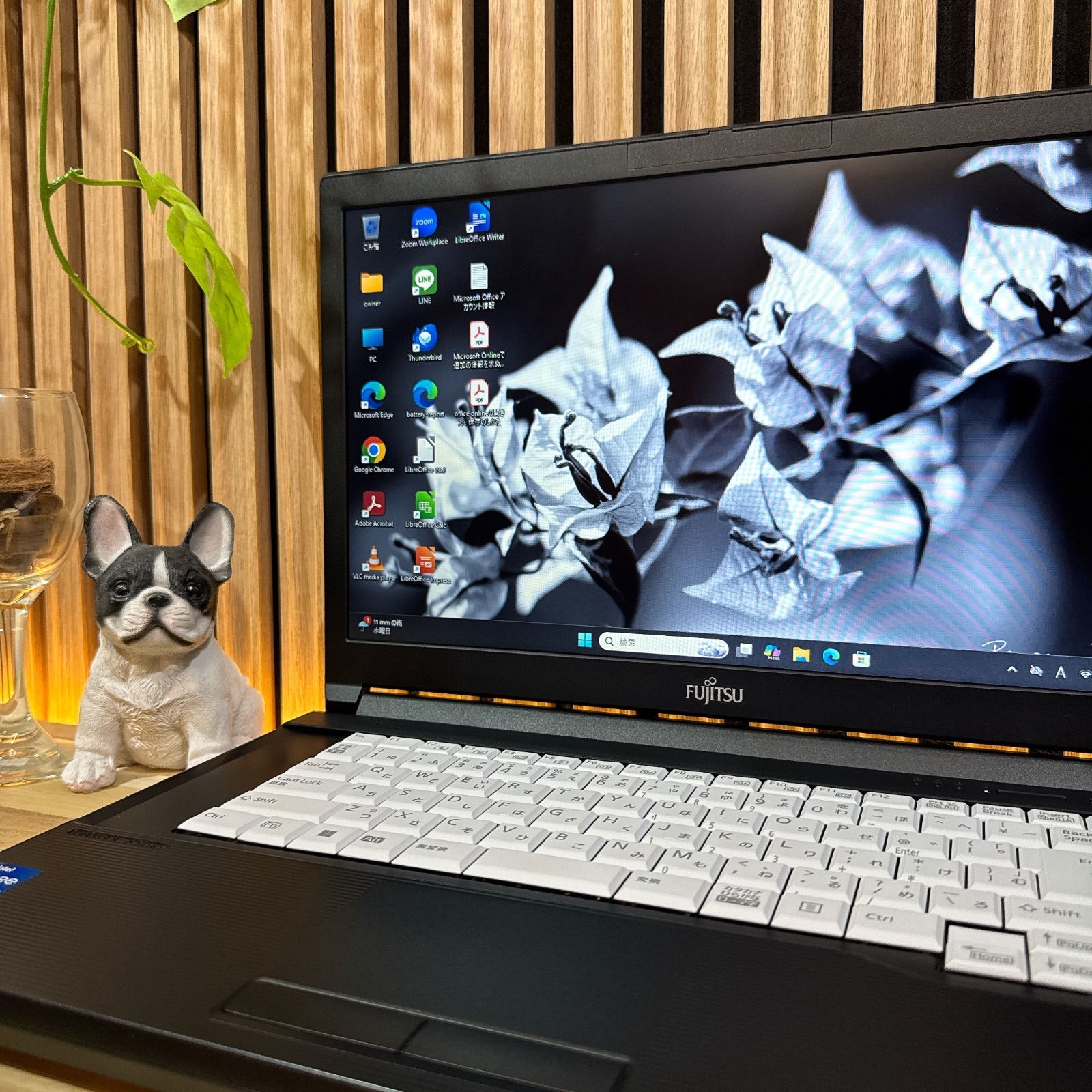 SSD 1TB】富士通 LIFEBOOK A5513/M 第13世代 - メルカリ