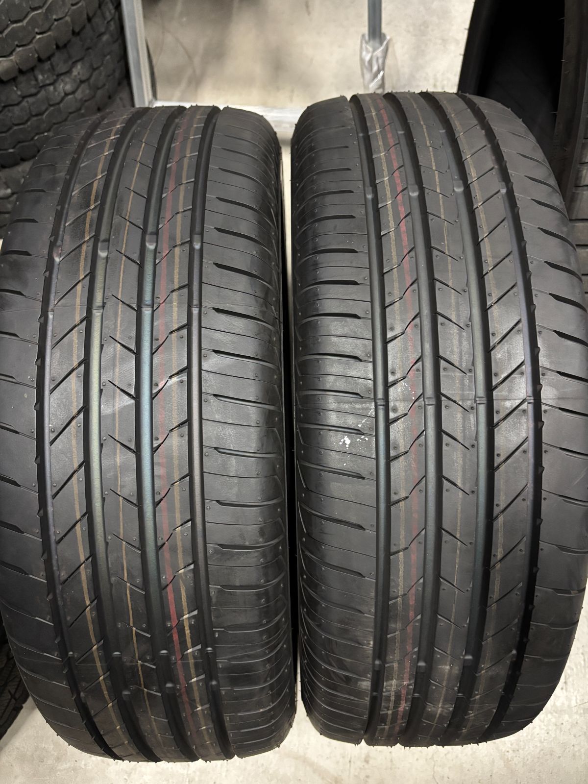【新車外し4本】ブリヂストン アレンザ001 ALENZA 001 225/65R17 102H